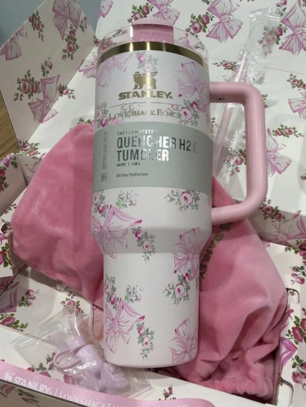 Love Shack Fancy x Stanley Tumbler 40oz Rosa Beaux Bow New in Box